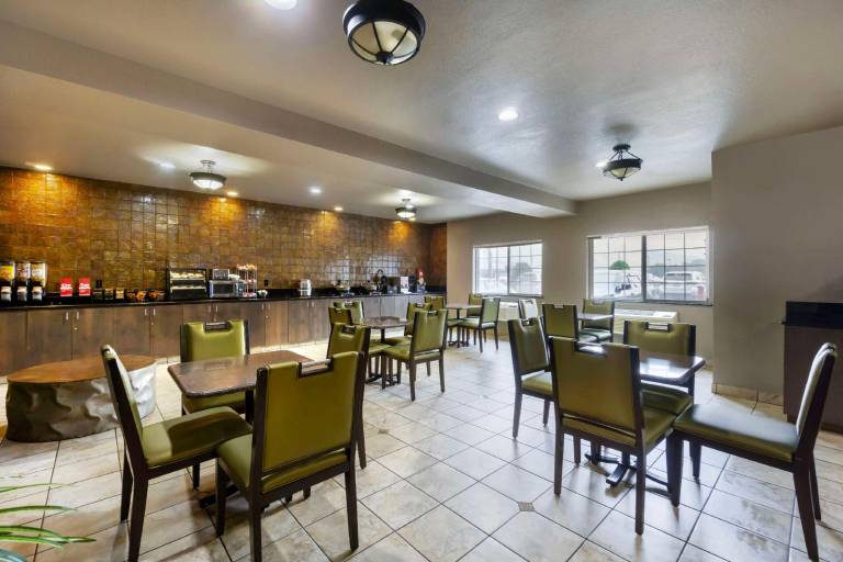 Best Western Plus Yakima Hotel — photo 5