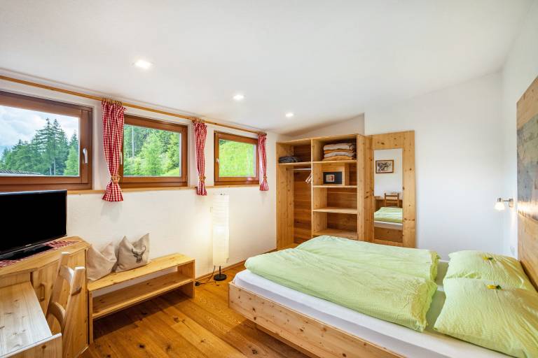 Holiday Apartment "Mountainfarm Innertrein Wald" with Mountain View, Balcony & Wi-Fi — photo 5