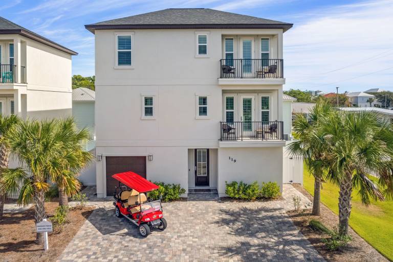 House with heated pool & grill in Miramar Beach, FL