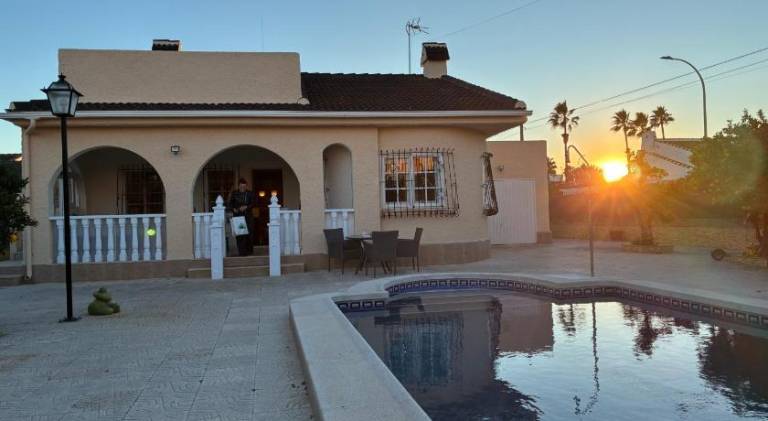 Villa with garden, private pool & patio — photo 4