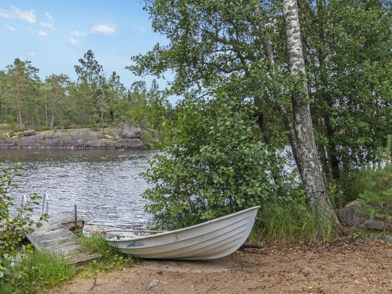 Vacation home with terrace & sauna | Nature view | Pet-friendly — photo 4