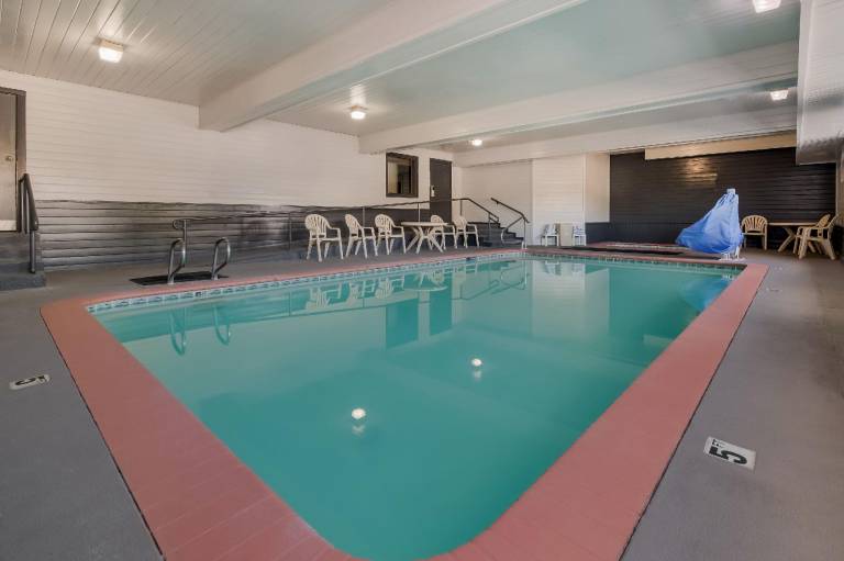 Red Lion Inn & Suites Ontario — photo 3