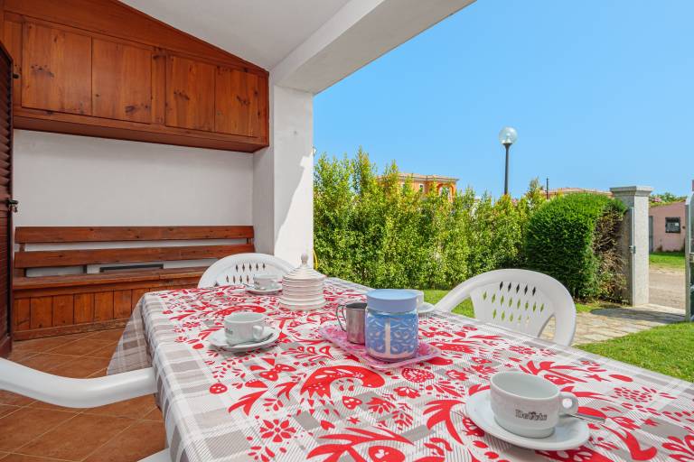 Villa 'Villino Grazia 2' with Private Terrace, Garden and Air Conditioning — photo 2