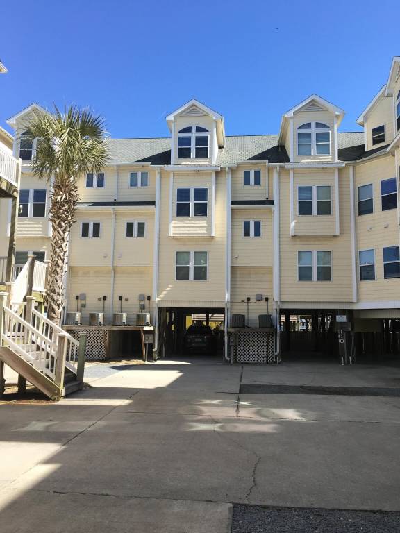 House Surf City