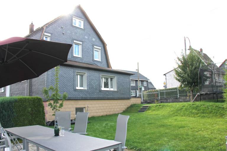 Ferienhaus Bibertalblick bei Masserberg – Komfort im Thüringer Wald in Masserberg