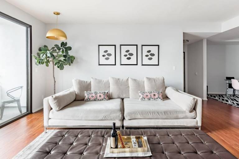Condo  Sawtelle