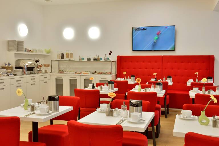 INVITE Hotel Fulda City Hauptbahnhof — photo 2