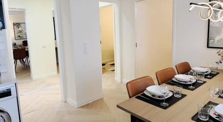 Luxury 3-Bedroom Suite on Most Beautiful Street of Helsinki — photo 5