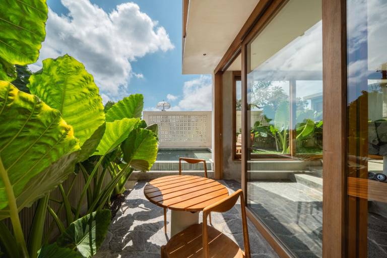 Villa with pool | Pet-friendly — photo 3
