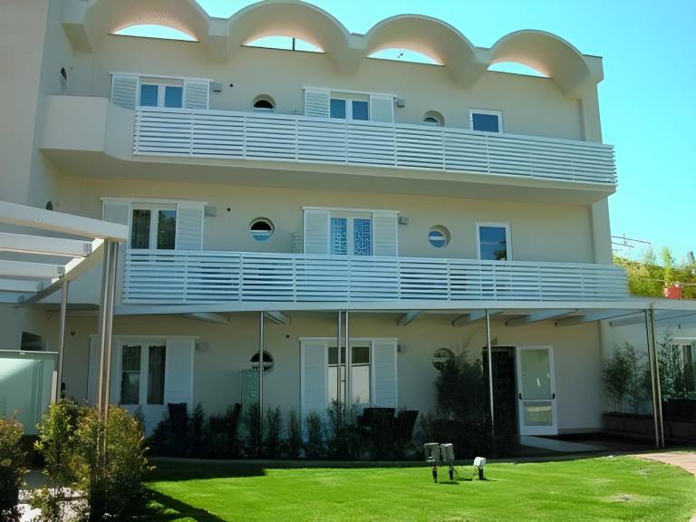 Marina 10 Design Hotel & SPA in Forio
