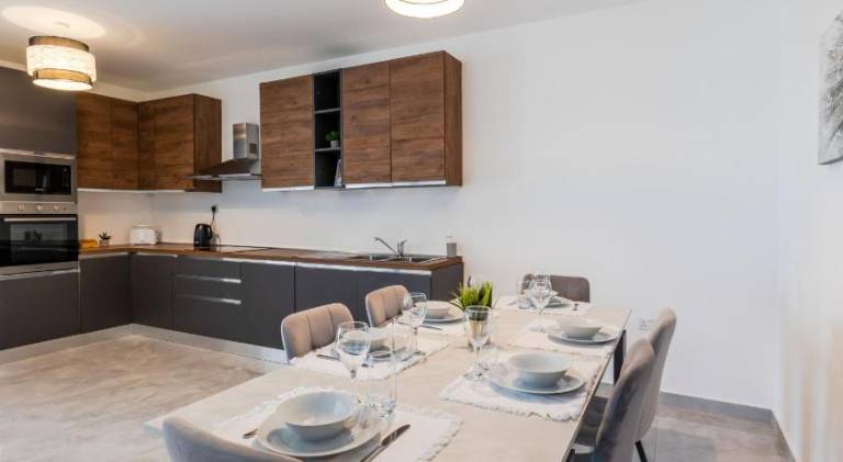 Stunning 2BR Apartment in Sliema - APT 23 in St. Julian's