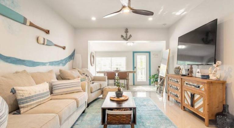 House | Dogs allowed in Melrose