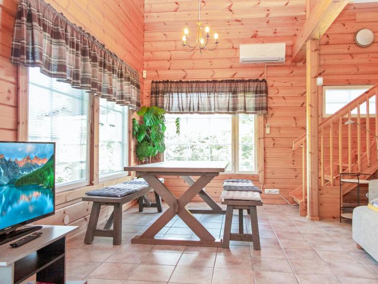 Vacation home with patio | Nature view — photo 3