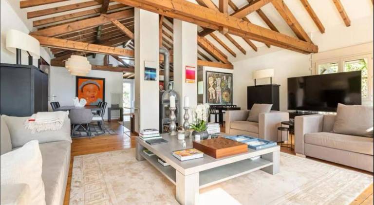 170 m&sup2; Ferienhaus