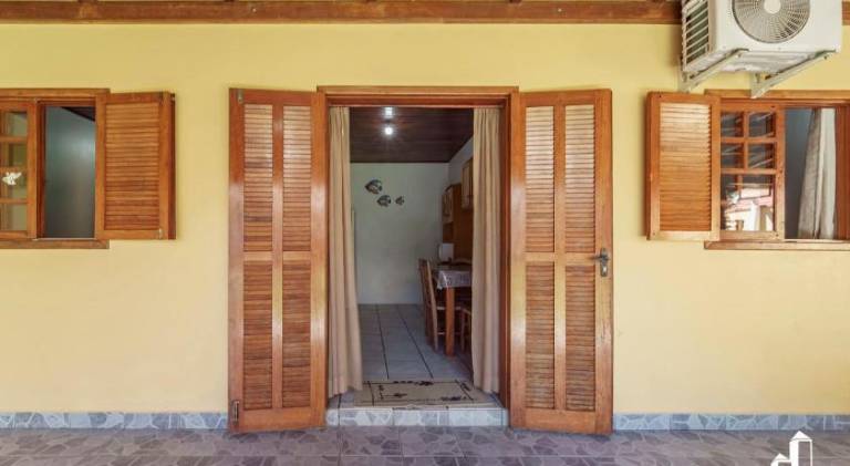 House with 2 rooms for 6 persons — photo 4