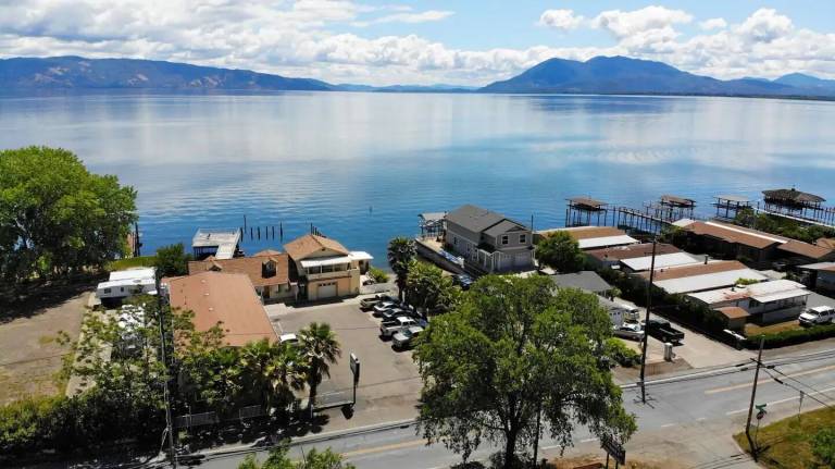 Apartment  Lakeport