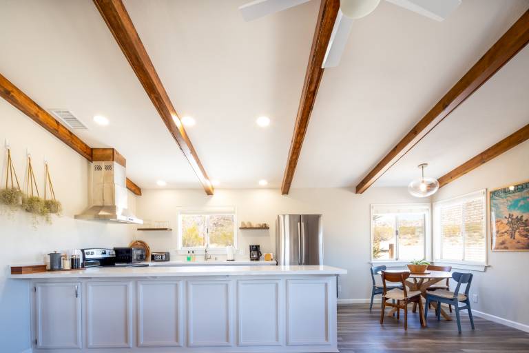 Children-friendly house with barbeque & jacuzzi | Mountain view | Pets allowed — photo 5