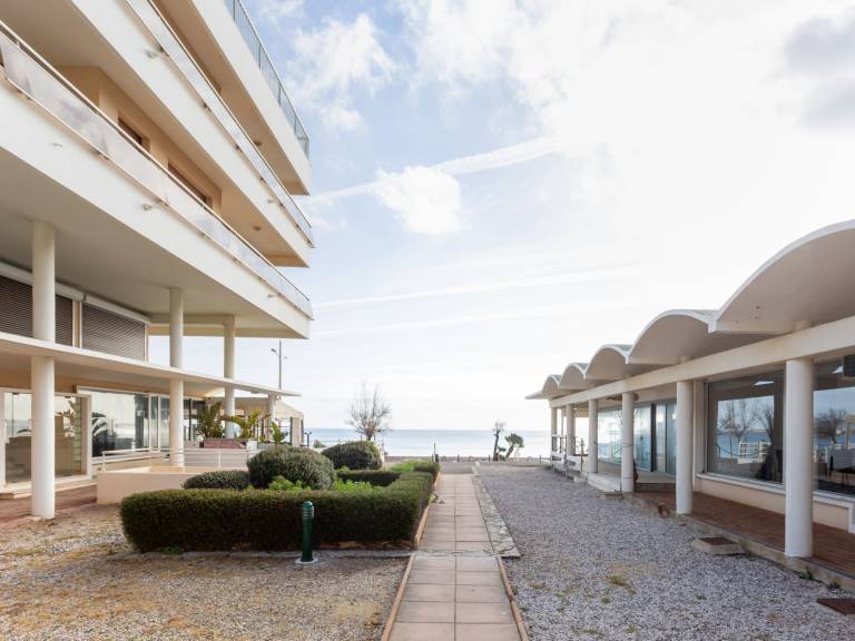 Apartment with patio & garden | Sea view | Next to the beach | Pets are welcome — photo 4