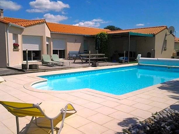 Bed and breakfast  Parthenay