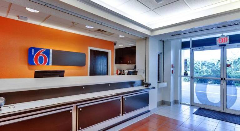 Motel 6 Lewisville, TX - Dallas — photo 3
