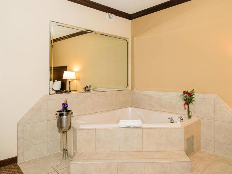 Hampton Inn Victoria — photo 5