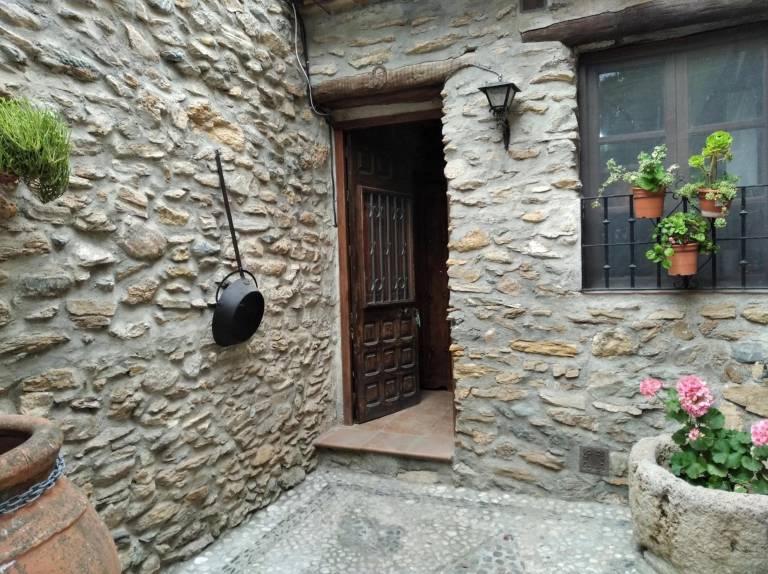 Casa  Rubite