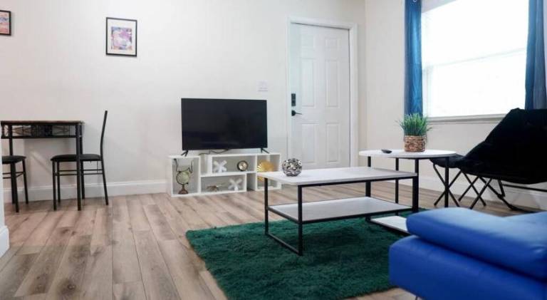 Apartment with 2 rooms for 6 persons — photo 2