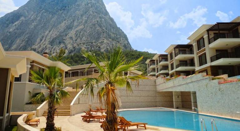 Villa with garden & pool | Pets are welcome in Konyaalti