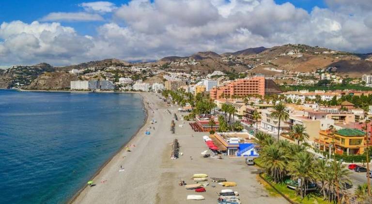 Rental apartment with patio | Beach nearby | Pets are welcome — photo 3
