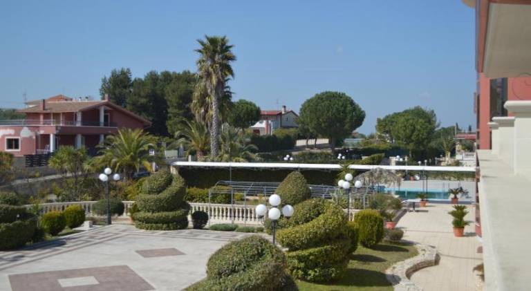Unico Serrone Palace — photo 5