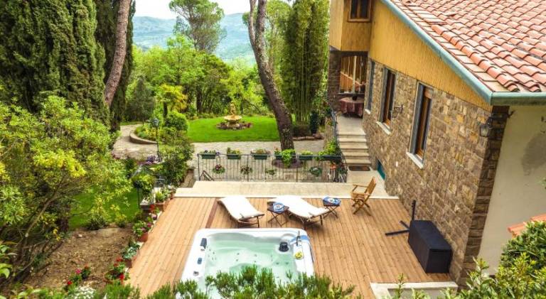 Villa with hot tub, sauna & pool | Pets are welcome in Fiesole