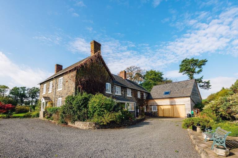 House  Llanrhaeadr-ym-Mochnant