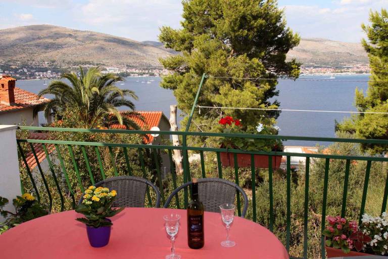 Apartament Okrug Donji