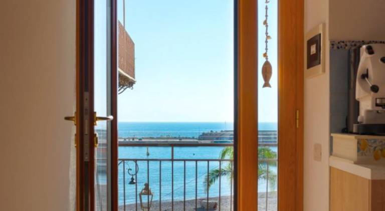 Vacation home with 1 room for 4 persons in Maiori