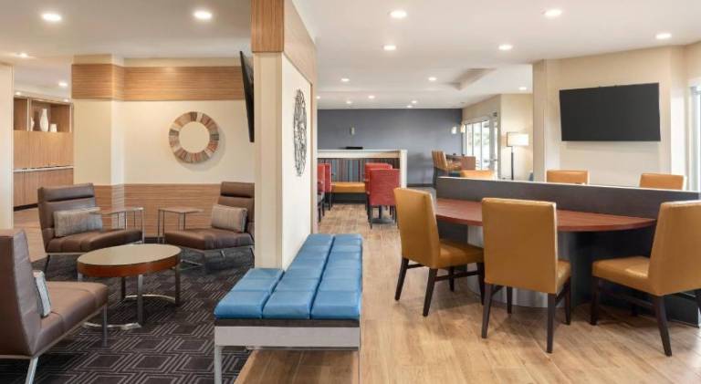 TownePlace Suites by Marriott Janesville — photo 5