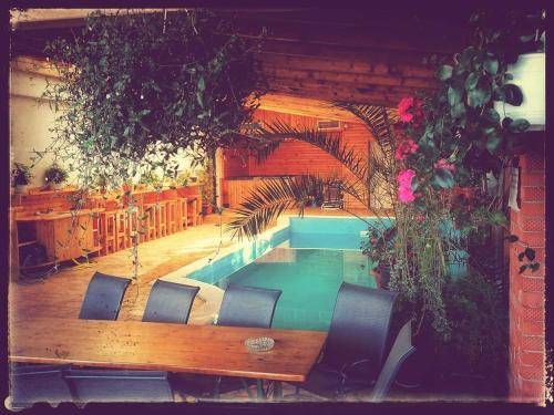Bed and breakfast  Cârcea