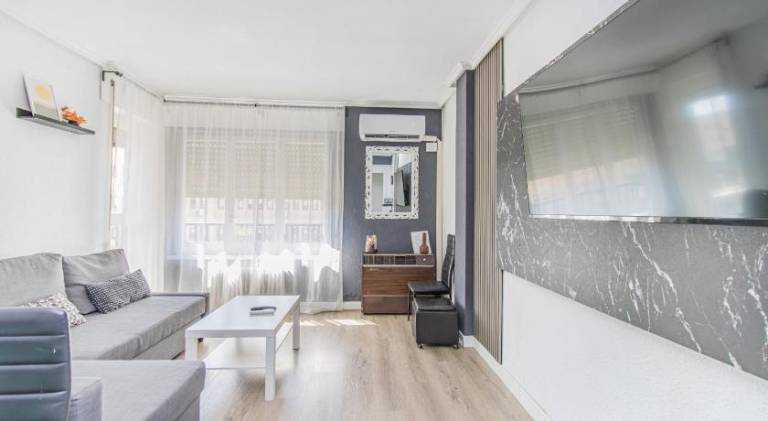 Rental apartment with 4 rooms for 10 persons — photo 2
