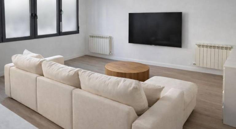 Apartment with 2 rooms for 6 persons in Madrid