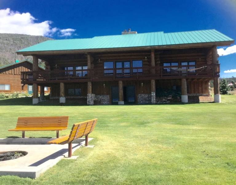 in West Yellowstone, Montana für max. 15 Personen in West Yellowstone, Montana für max. 15 Personen