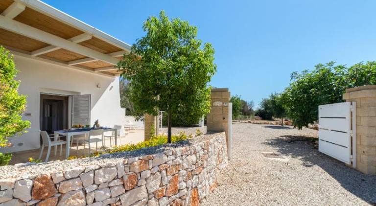 Villa with 2 rooms for 4 persons in Patu