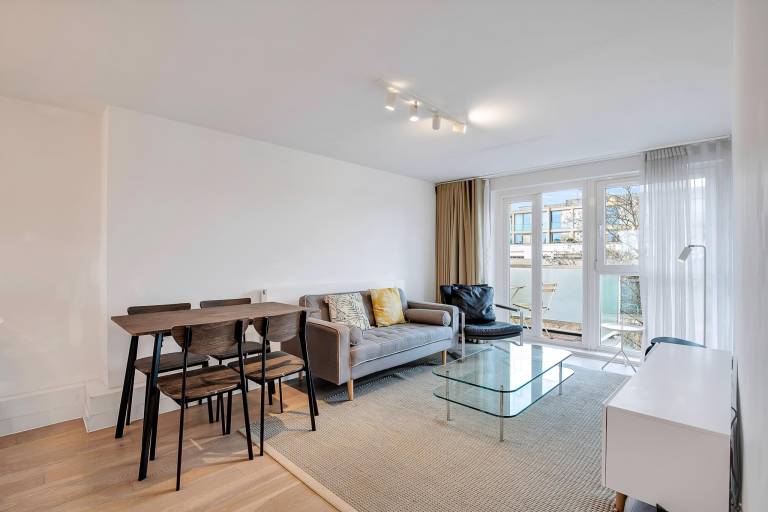 2 Bed 2 Bath Seventh Floor Flat