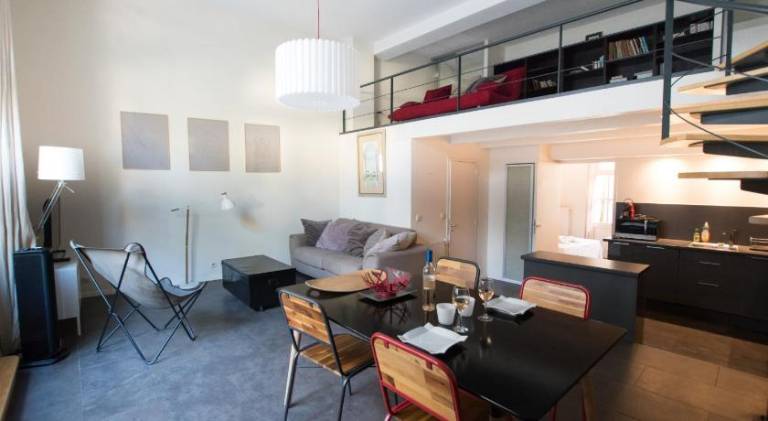 Fully equipped beautiful holiday apartment with patio & yard | Pets allowed — photo 5