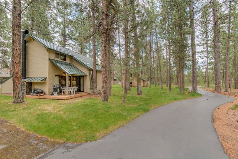 Fully equipped house with grill, pool & fast internet | Mountain view | Dogs allowed — photo 4