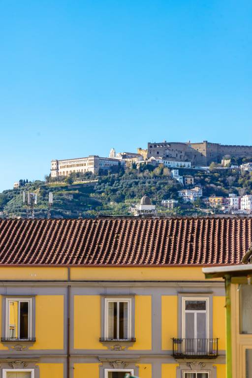 Apartment | Next to Naples Cathedral | City view | Perfect for remote work — photo 4
