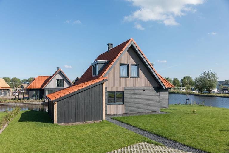 Villa  Ossenzijl