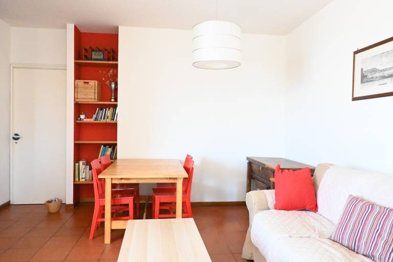 Holiday apartment with barbecue, terrace & pool — photo 5