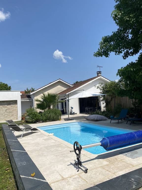 Maison de vacances Eysines