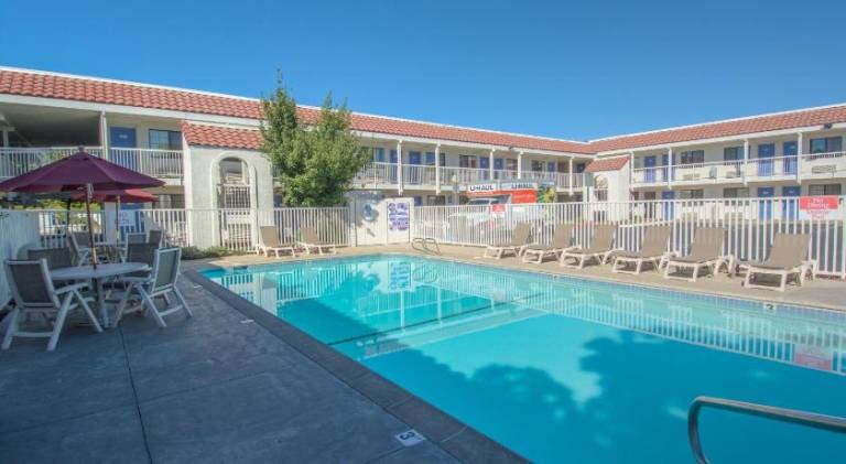 Motel 6 Redding, CA - South — photo 4
