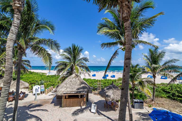 Apartment  Singer Island
