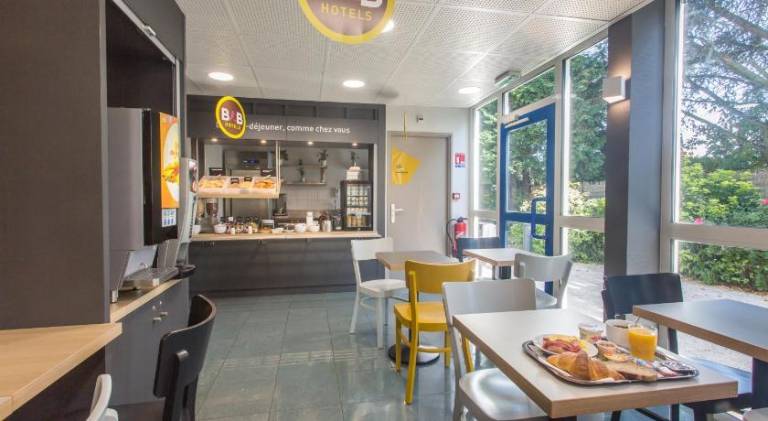 B&B HOTEL Douai Parc Des Expos Cuincy — photo 2